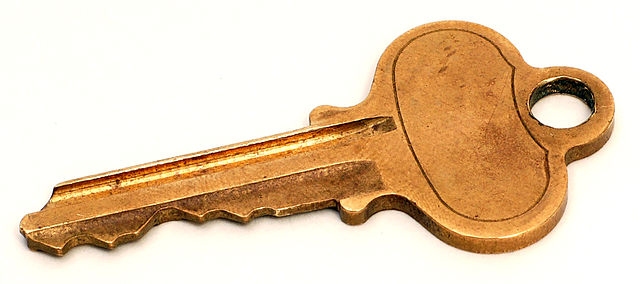 640px-Standard-lock-key